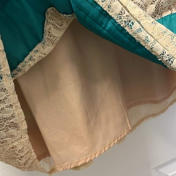 Ryu Anthropologie emerald green/ cream woman Dress size large - Picture 7 of 15